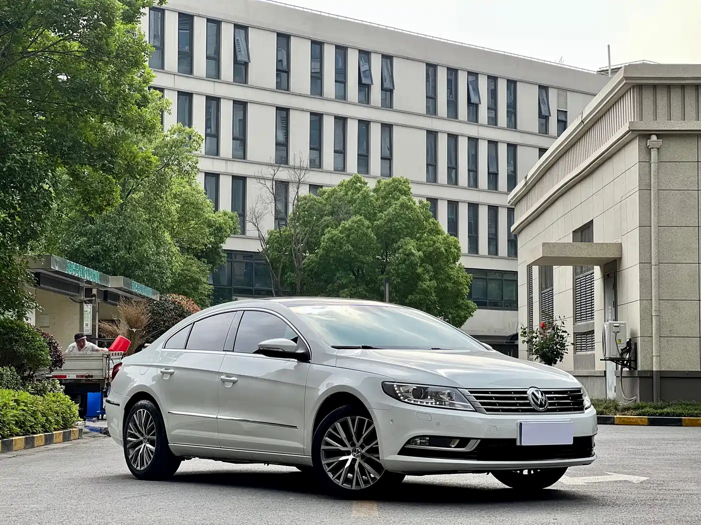 Volkswagen FAW-Volkswagen CC 2016 300TSI 25th Anniversary Edition фото 3