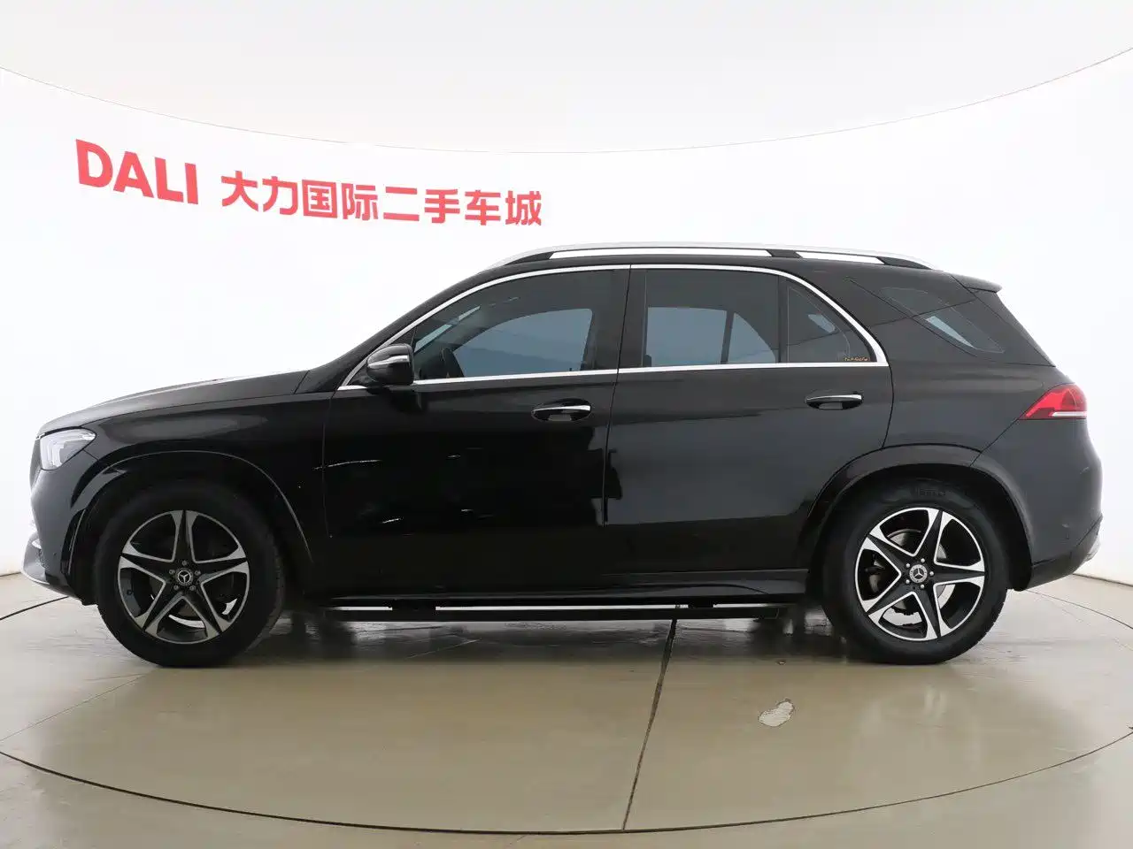 Mercedes-Benz GLE 2022 Facelift GLE 350 4MATIC Fashion фото 4