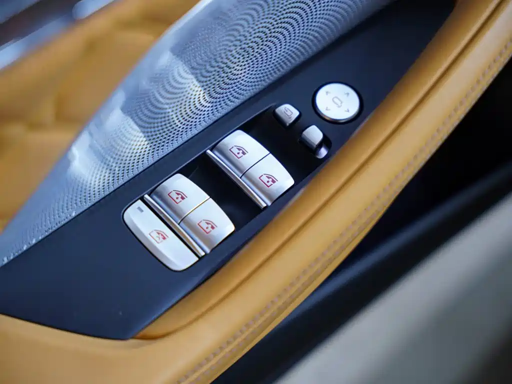 BMW M8 2021 2020 M8 4-Door Coupe Thunder Edition