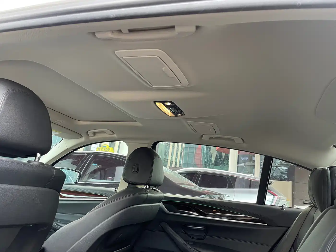 BMW 5 Series 2018 525Li Luxury Package фото 7