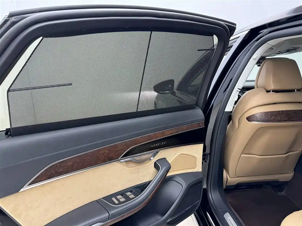 Audi A8 2021 A8L 55 TFSI quattro Luxury фото 15