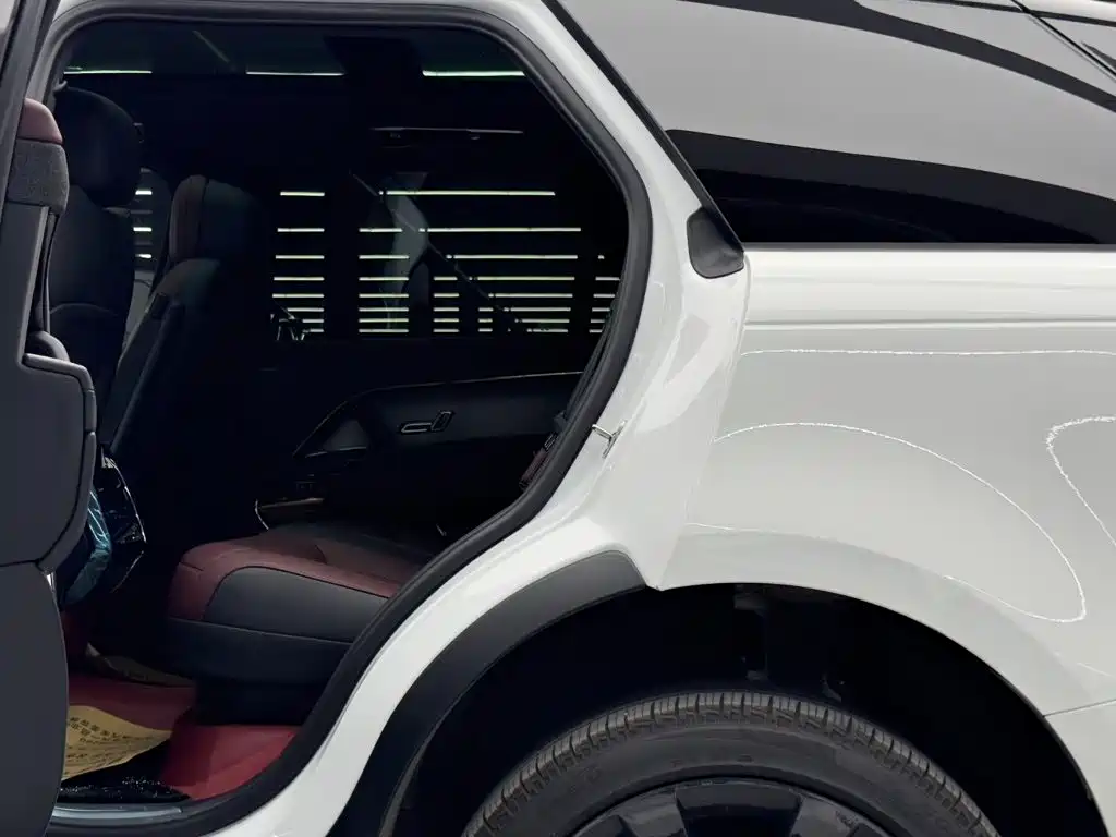 Фото 9 - Land Rover Range Rover Sport