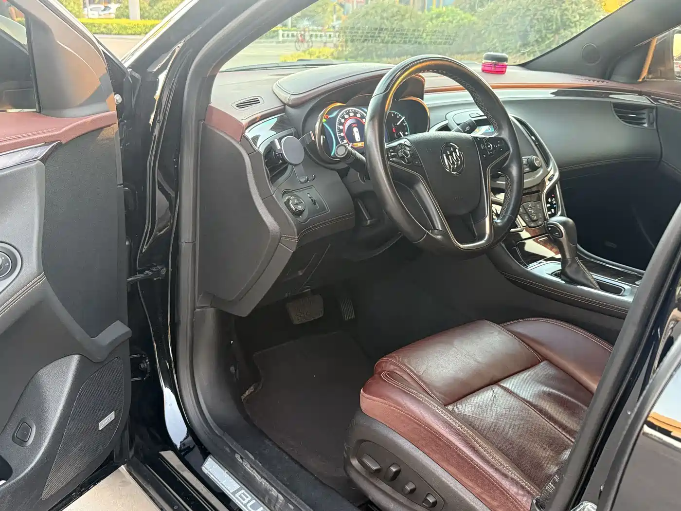 Buick LaCrosse 2013 2.0T SIDI Intelligent Flagship фото 4