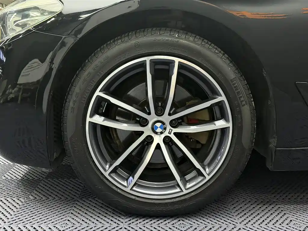 BMW 5 Series (Import) 2018 525i M Sport Package фото 7