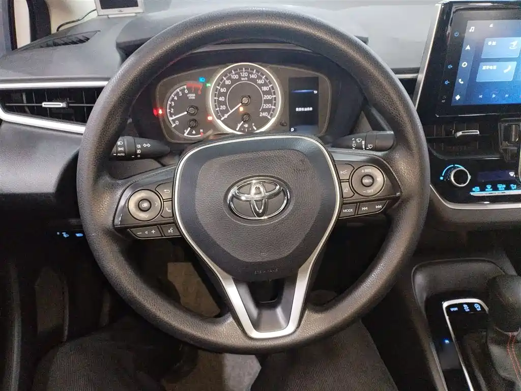 Toyota Corolla 2021 1.2T S-CVT Elite PLUS Edition фото 7