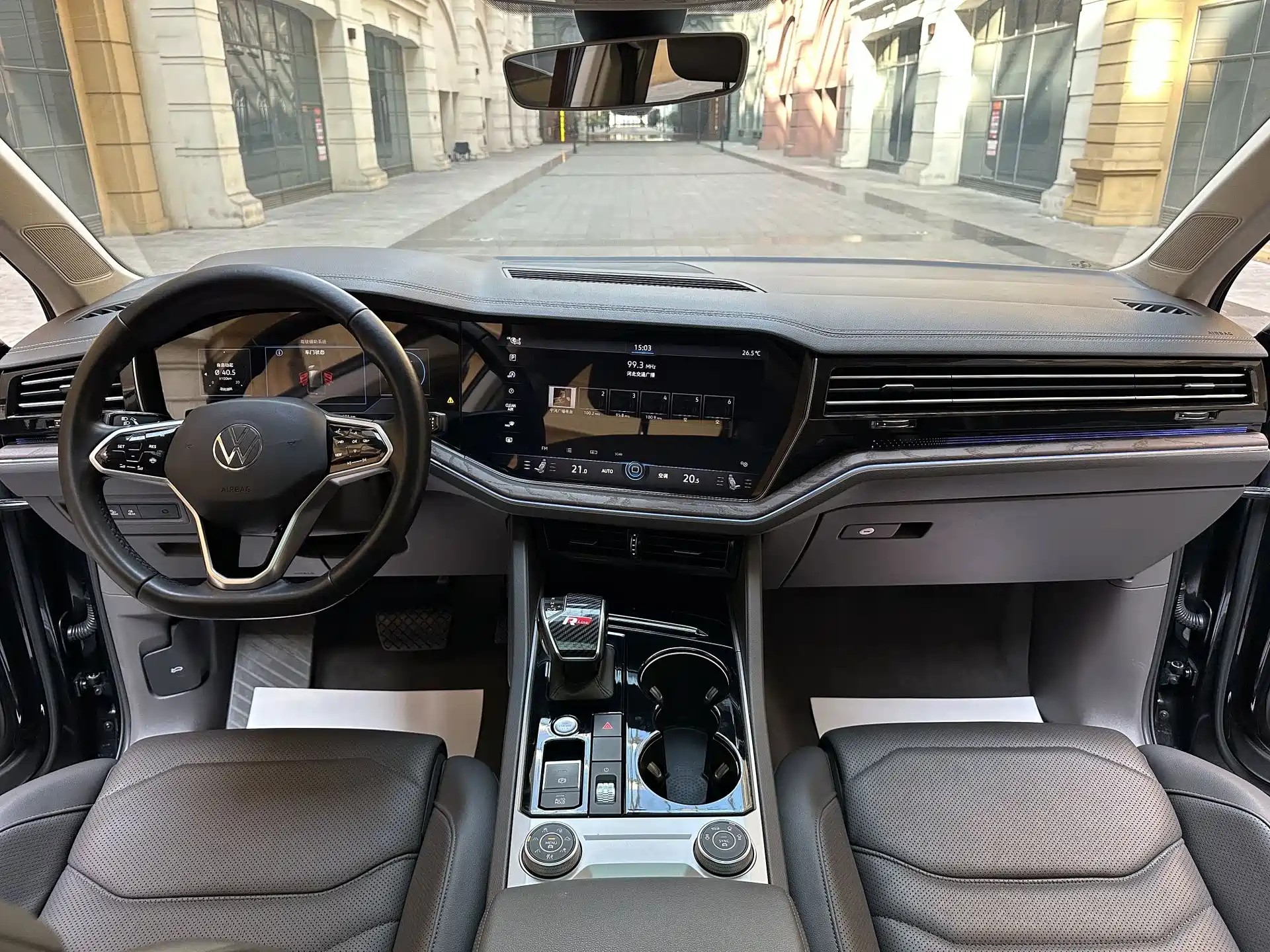 Фото 8 - Volkswagen Touareg