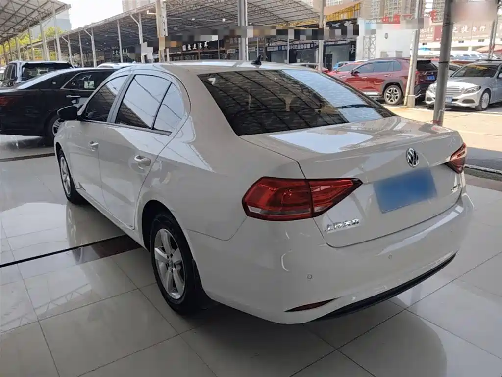 Volkswagen Lavida 2019 Lavida Start 1.5L Auto Trend (China VI) фото 23