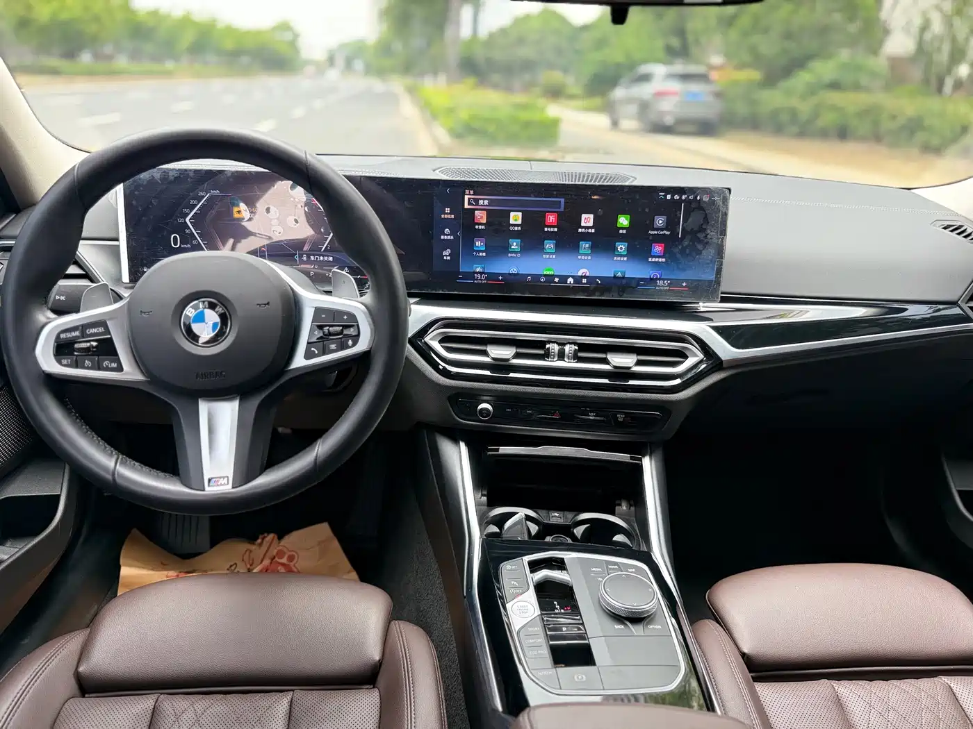 BMW 3 Series 2024 320Li M Sport Package фото 10