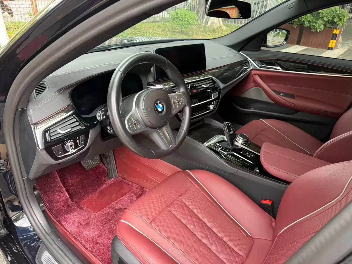BMW 5 Series 2022 Model Second Facelift 525Li M Sport Package фото 10