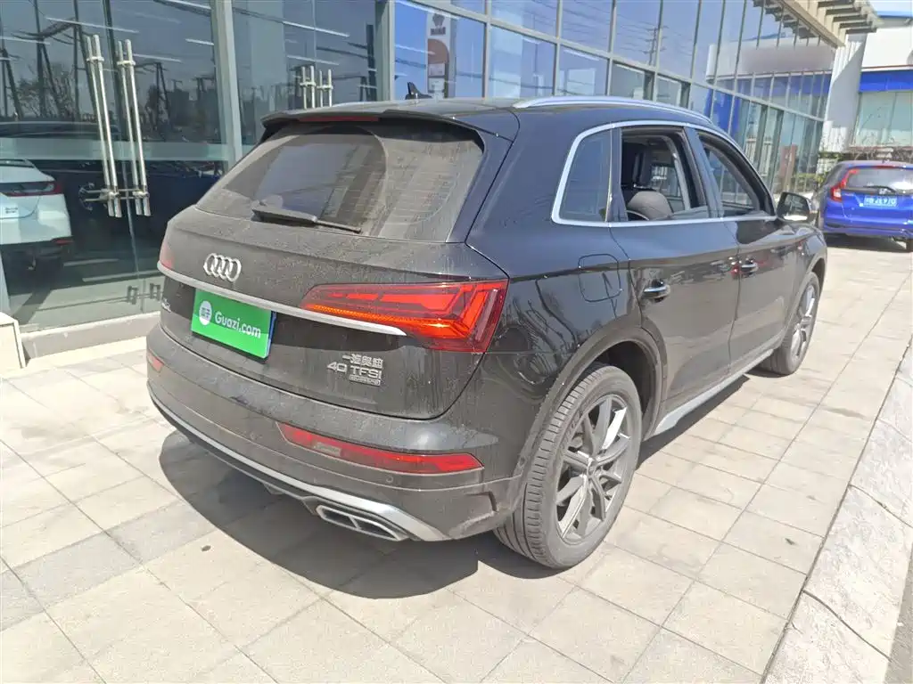 Audi Q5L 2022 Facelift 40T Luxury Dynamic фото 7