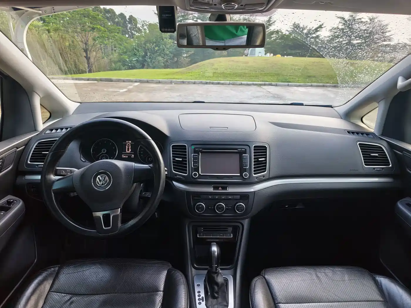 Volkswagen Sharan 2014 2014 2.0TSI Standard