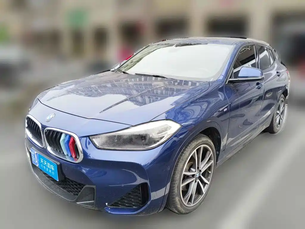 Фото 1 - BMW X2
