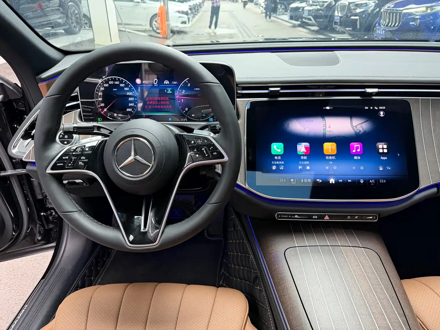 Mercedes-Benz E-Class 2024 E 300 L Fashion фото 13