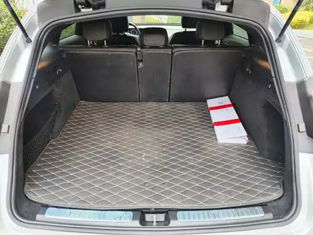 Mercedes-Benz EQC 2022 Facelift EQC 350 4MATIC — фото 5