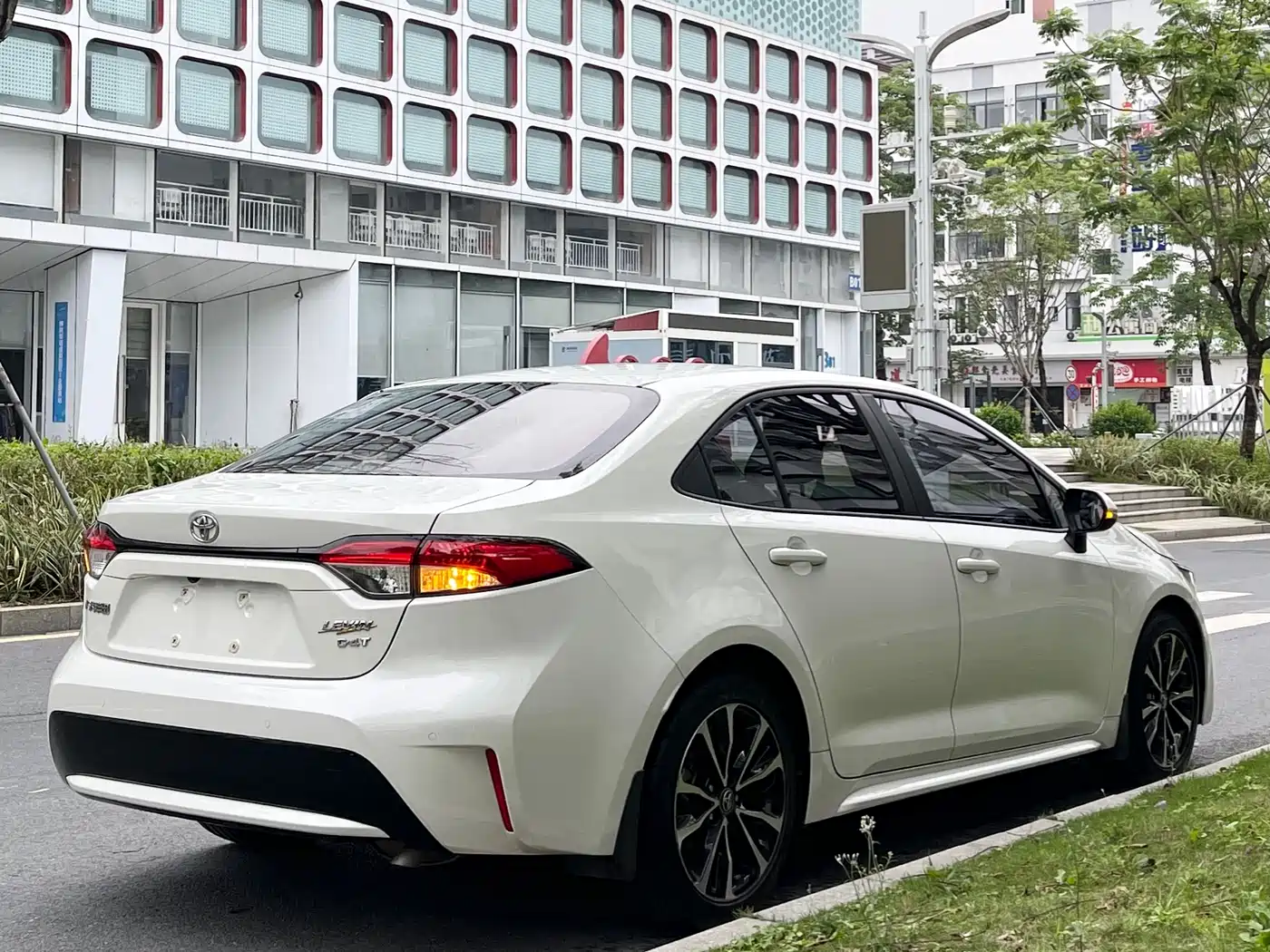 Toyota Levin 2019 185T CVT Sport (China V) фото 6