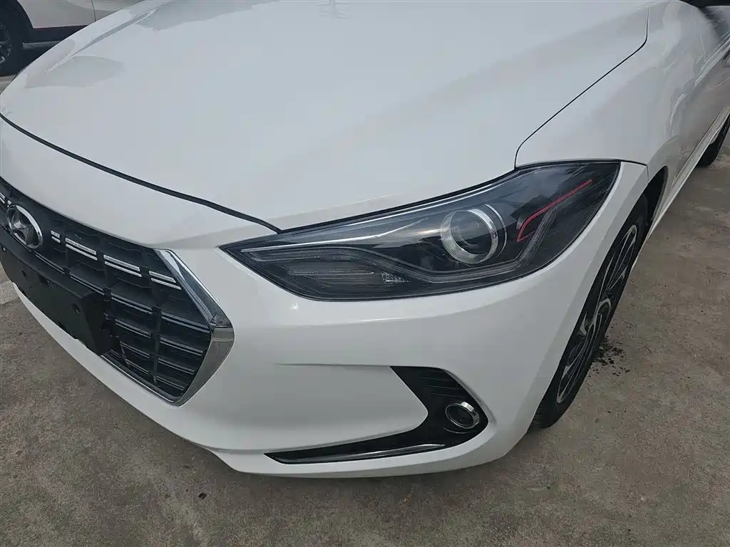 Hyundai Elantra 2019 1.5L CVT Smart Elite фото 24