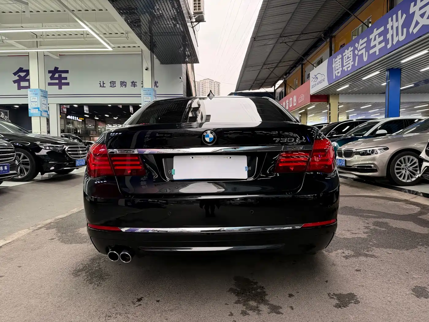 BMW 7 Series 2014 730Li Premium фото 31