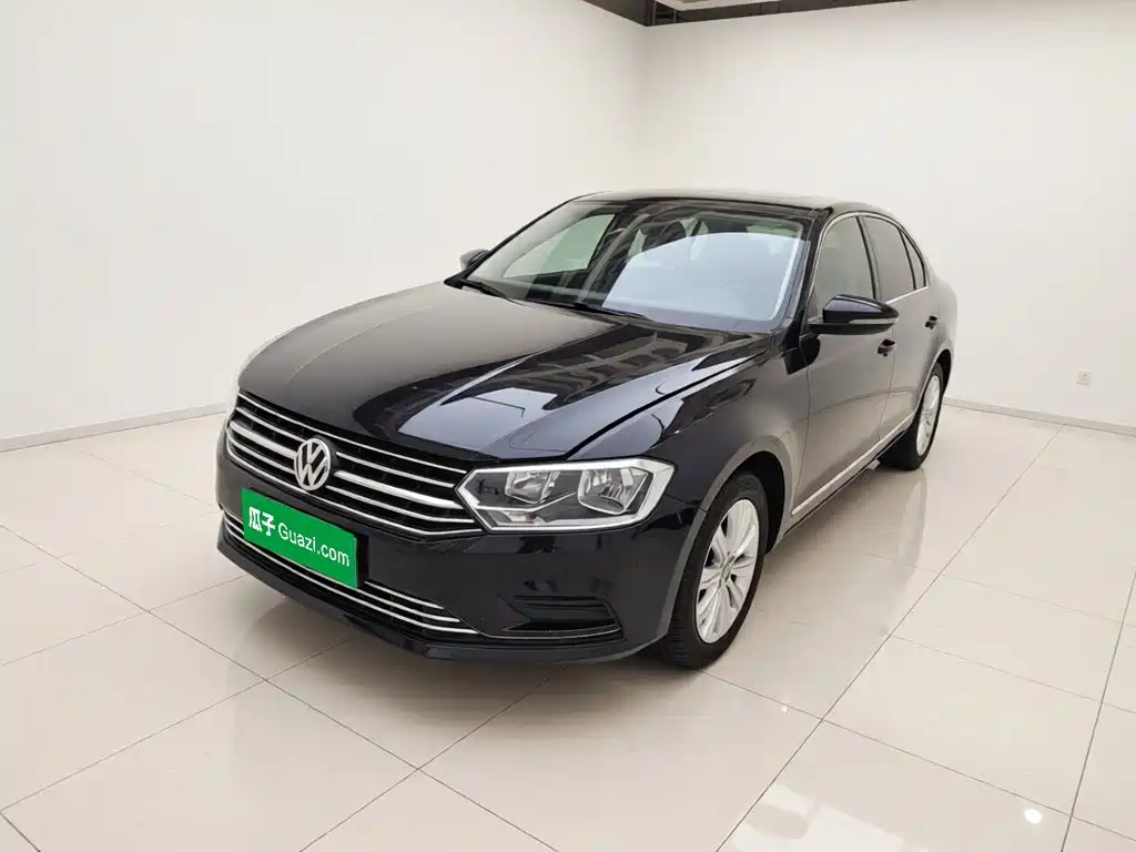 Фото 1 - Volkswagen Bora