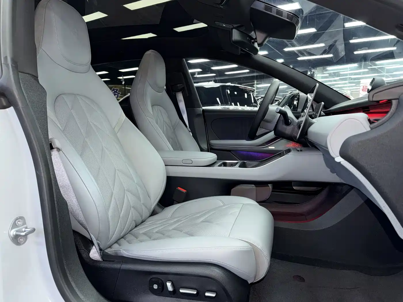 NIO ET5T 2026 2025 75kWh Touring