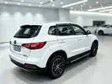 صورة 9 - FAW Senya R7
