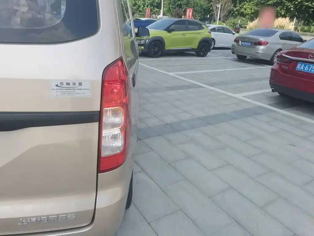 Wuling Motors Wuling Hongguang V 2024 2022 1.5L Power Take Edition Electric Power Steering LAR