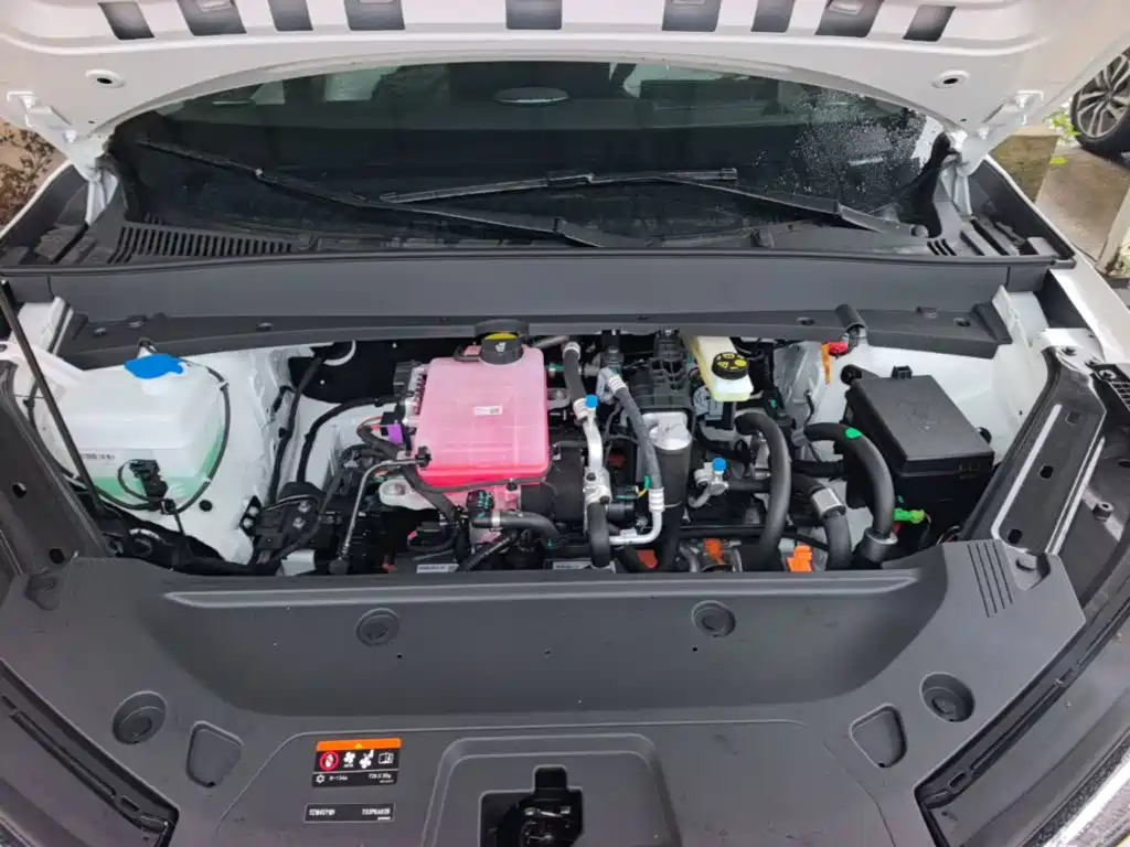 Фото 20 - Geely Galaxy Galaxy E5