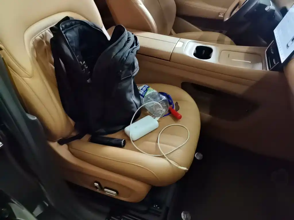 Dongfeng Aeolus L8 2025 2025 Plug-in Hybrid