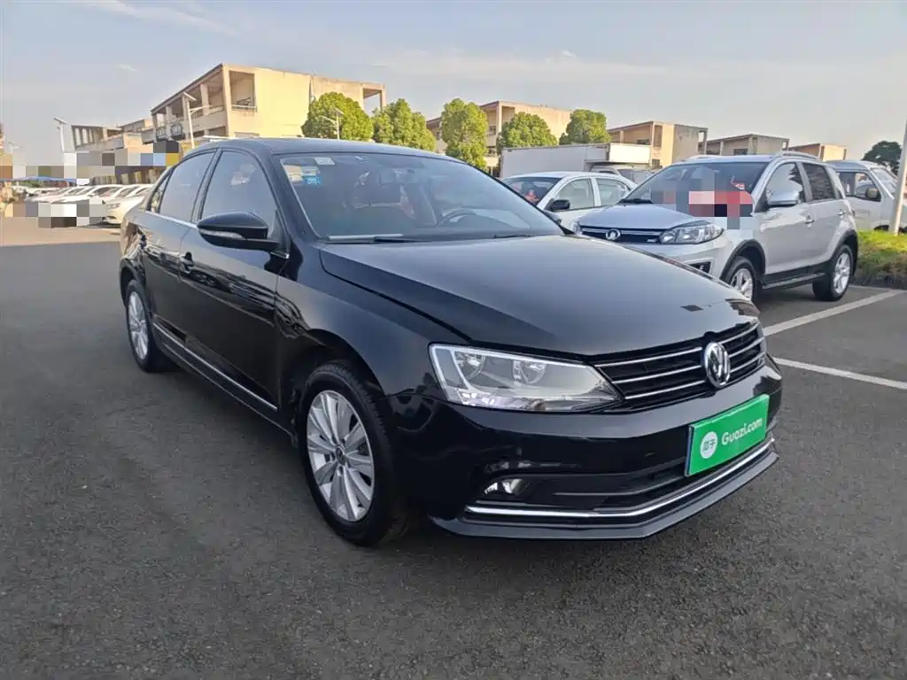 Volkswagen Sagitar 2015 1.6L Automatic Comfort фото 4
