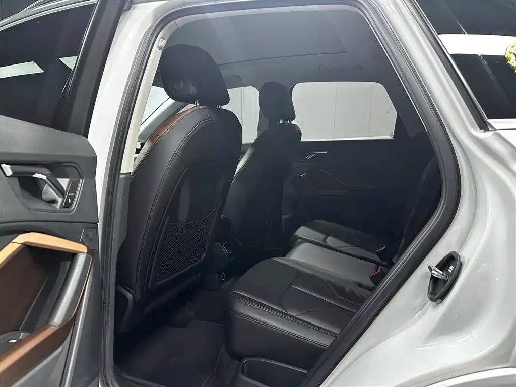 Audi Q3 2022 35 TFSI Fashion Elegance фото 16