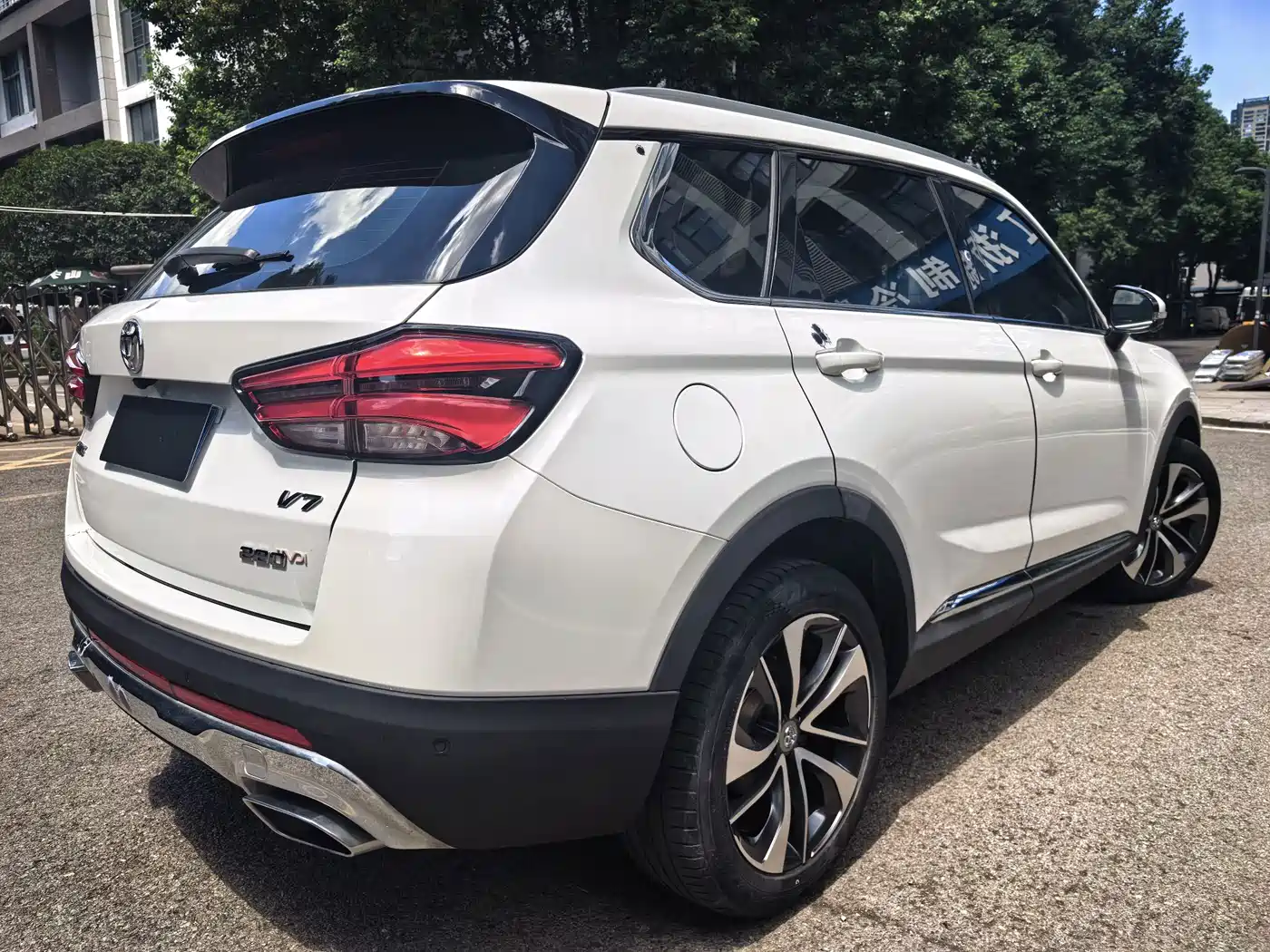 Zhonghua V7 2019 2019 Sport 280T Automatic Luxury