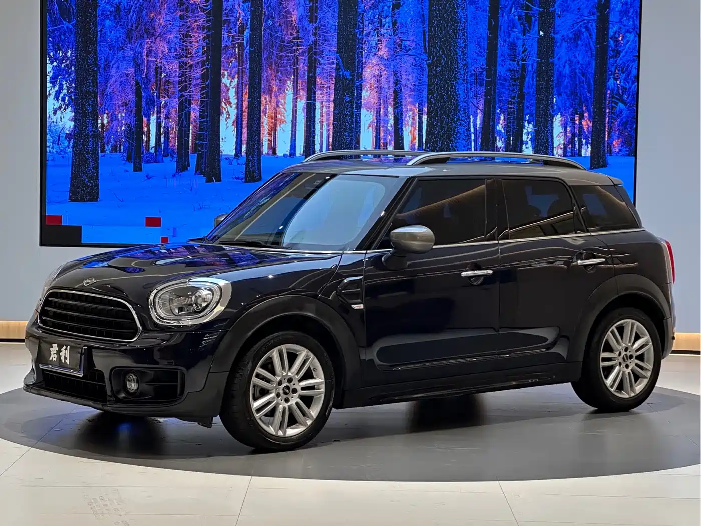 Photo 1 - MINI COUNTRYMAN