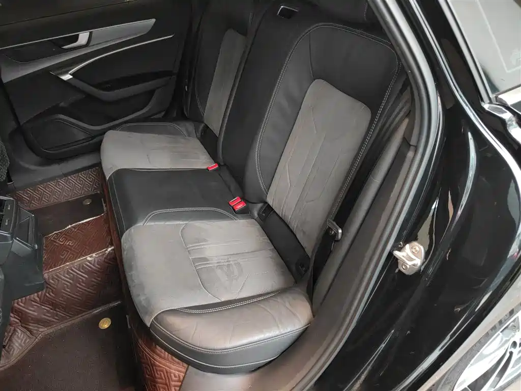 Audi A6L 2020 40 TFSI Luxury Dynamic фото 13