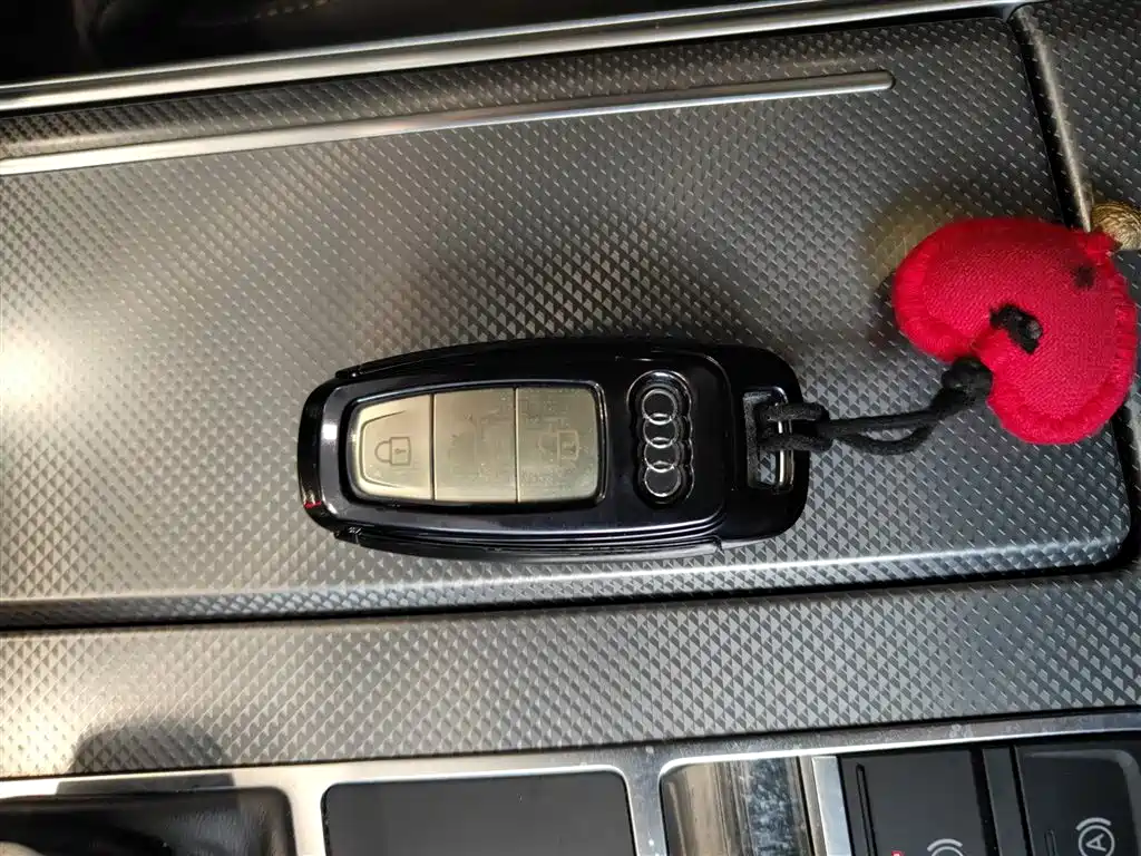 Audi A6L 2020 40 TFSI Luxury Dynamic фото 17