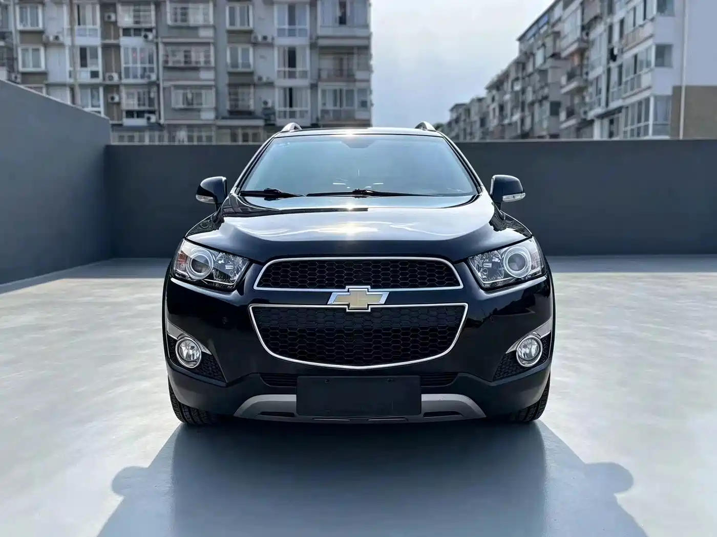 Photo 2 - Chevrolet Captiva