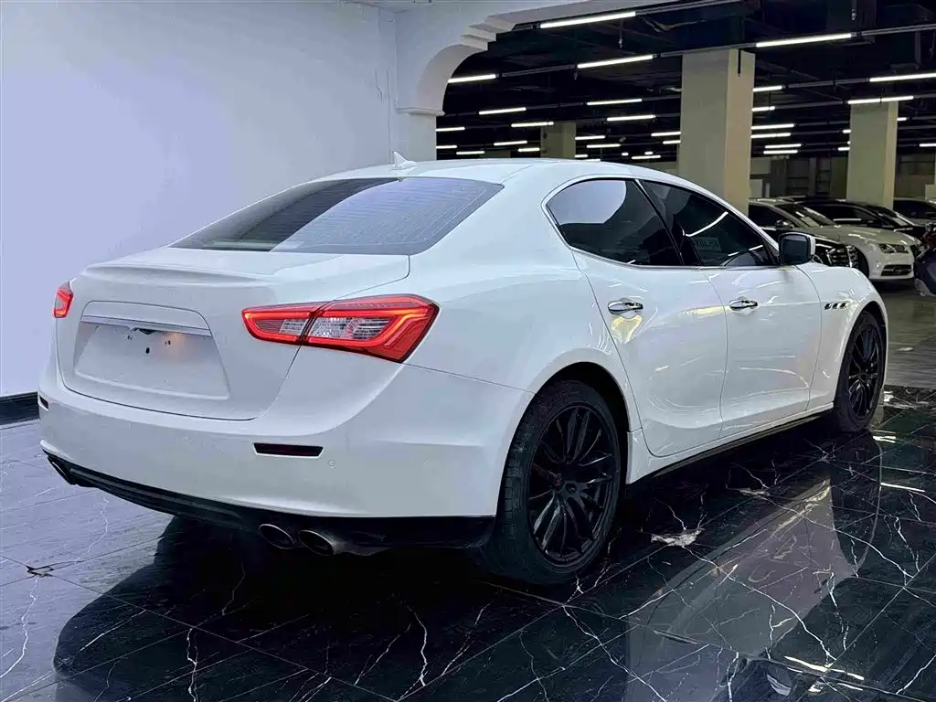 Maserati Ghibli 2015 2014 3.0T Standard