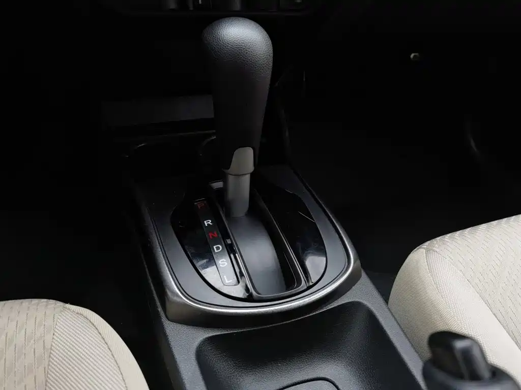Honda Greiz 2017 2016 1.5L CVT Classic Edition