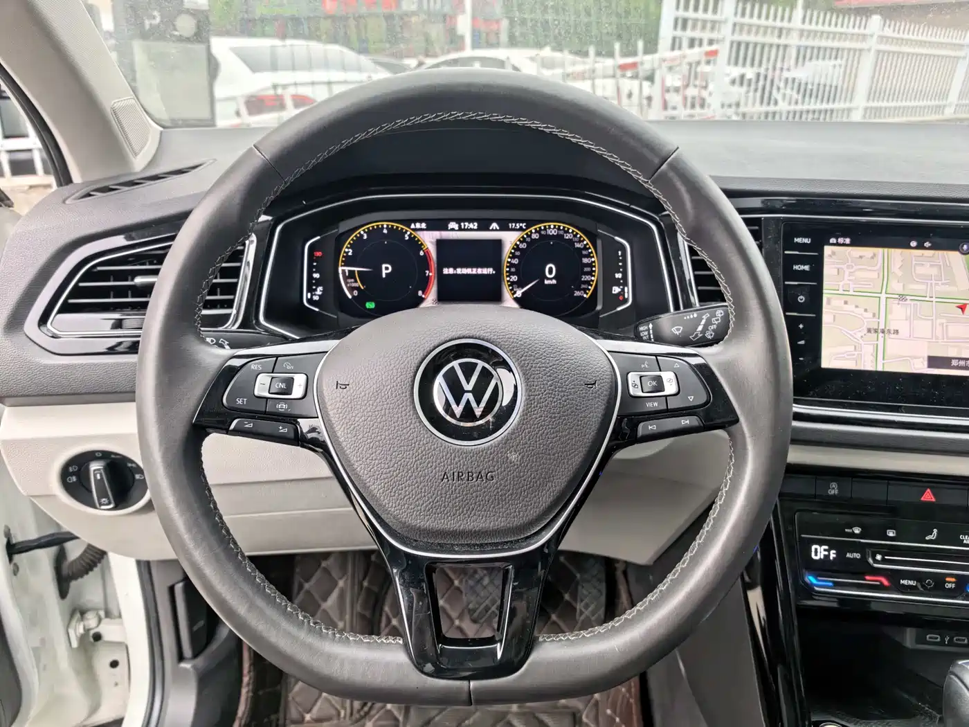 VOLKSWAGEN T ROC EXPLORING SONGS