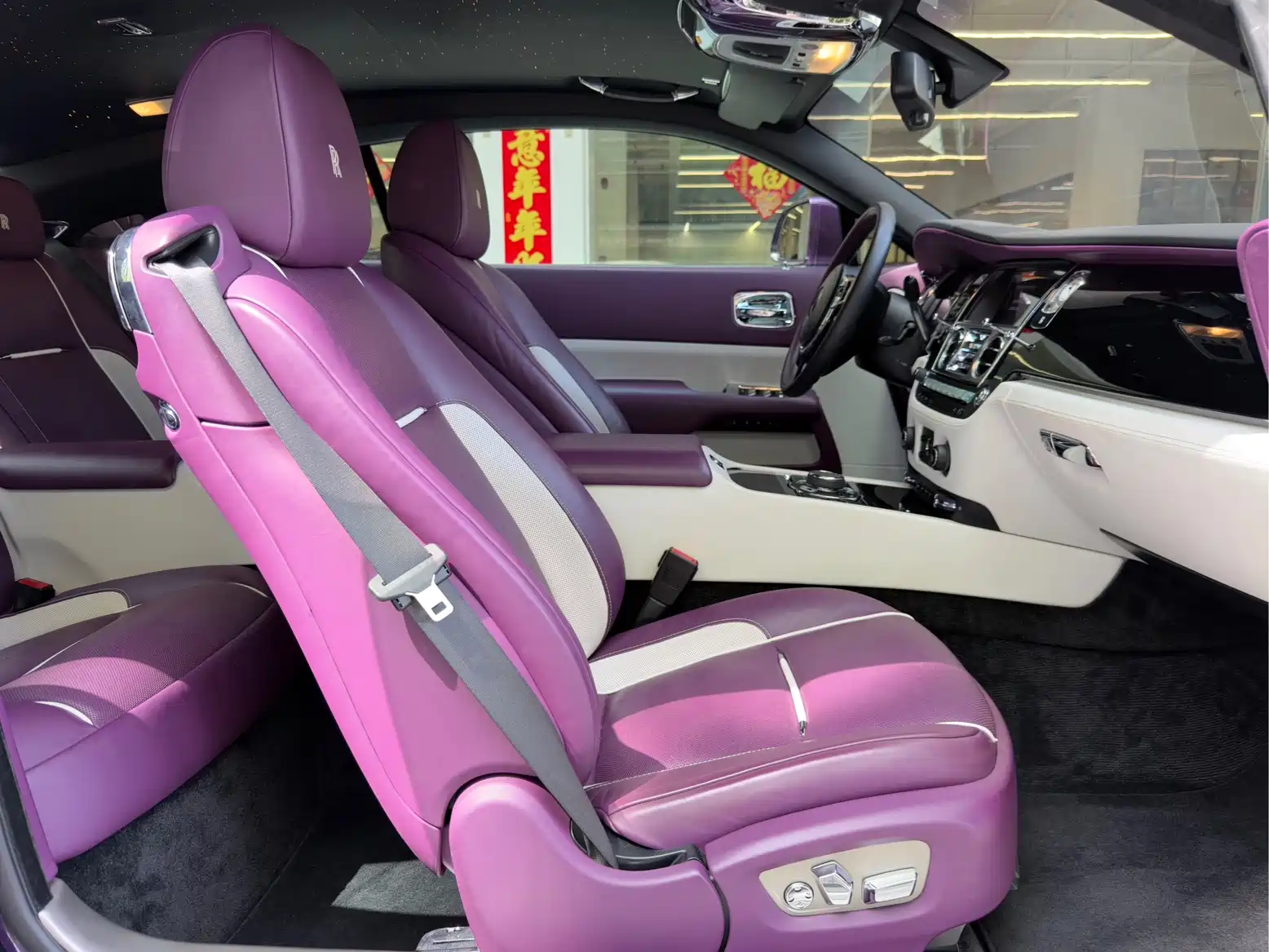 Фото 6 - Rolls-Royce Wraith