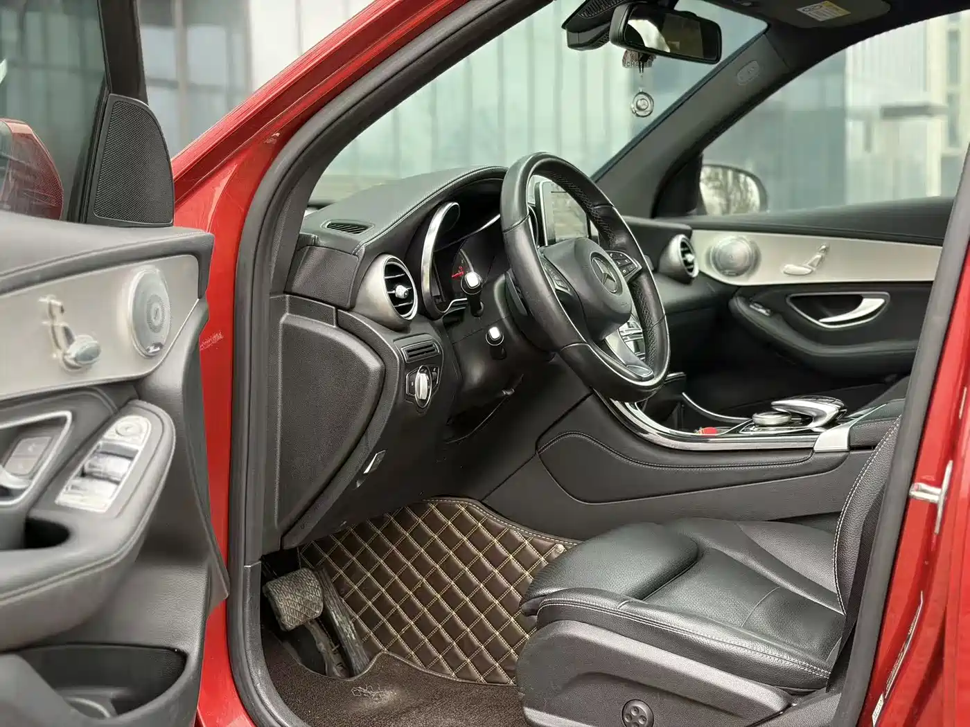 Mercedes-Benz GLC 2019 GLC 200 4MATIC фото 10