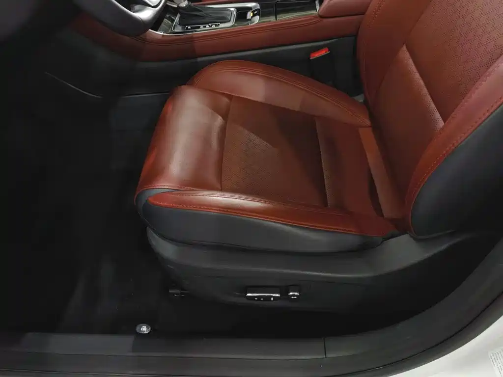 Photo 20 - Changan Eado