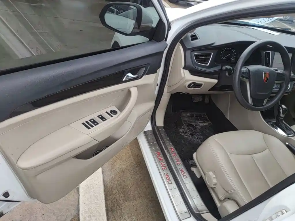 Roewe 360 2016 2015 1.5L Automatic Luxury