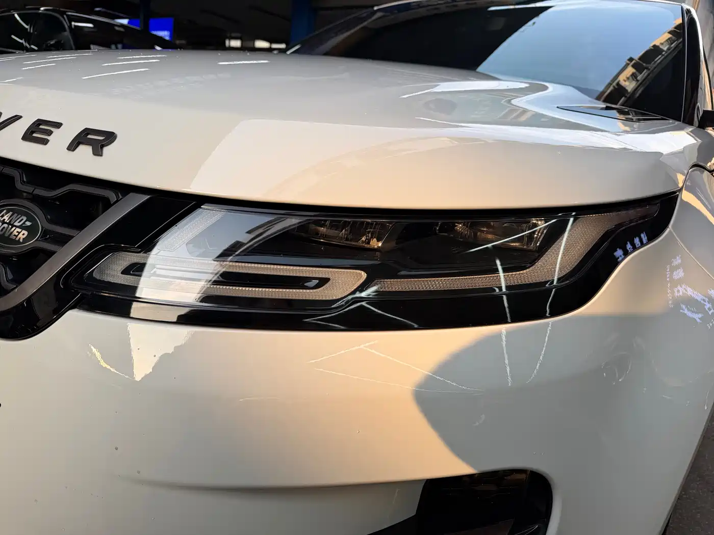 Land Rover Range Rover Evoque 2020 249PS R-DYNAMIC SE Sport Tech Edition фото 4