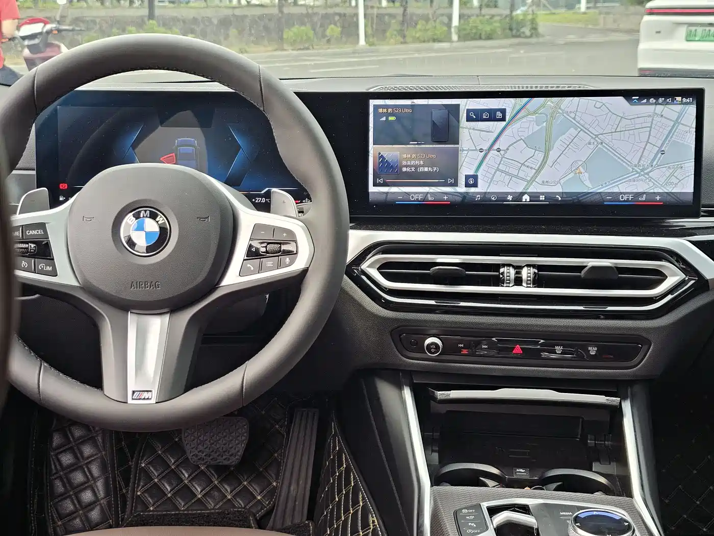 BMW 3 Series 2023 325i M Sport Black Night Package фото 16