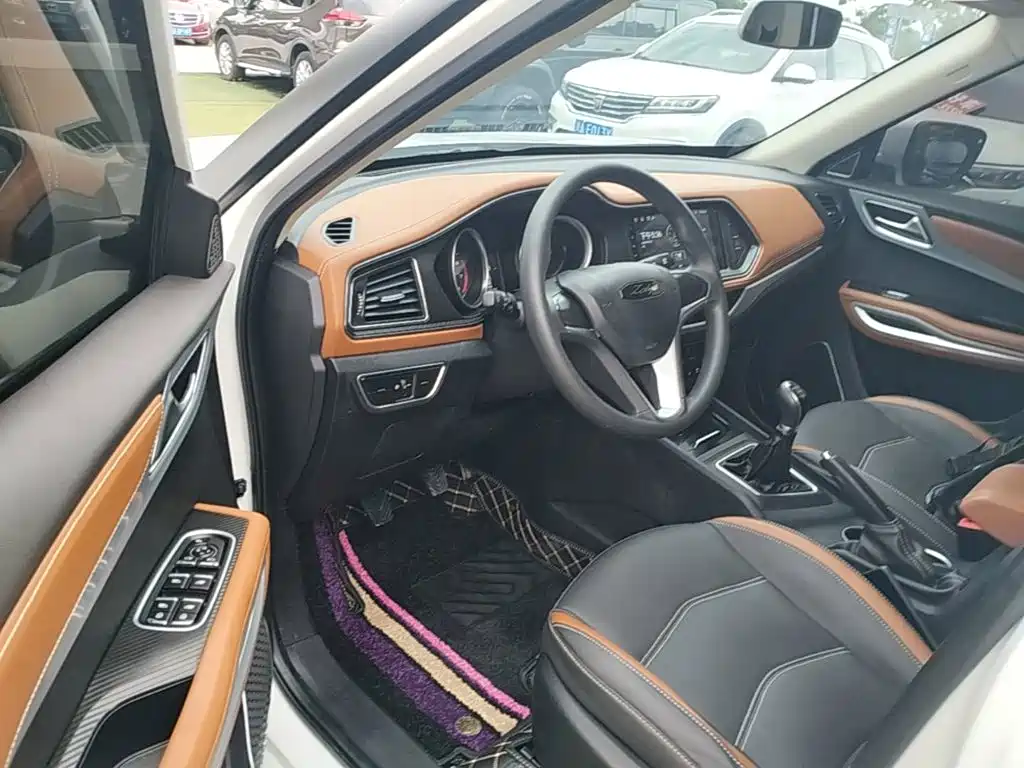 Zotye T300 2024 2023 T300L 1.5L Manual Standard Edition