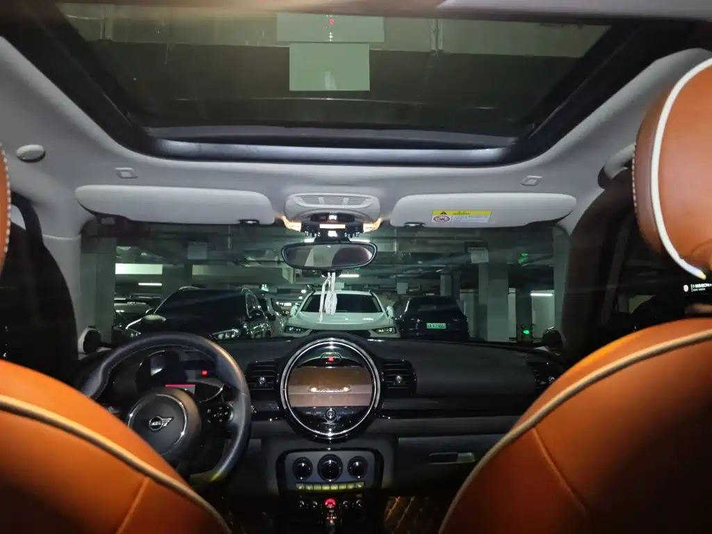 MINI CLUBMAN 2023 2023 Facelift 1.5T COOPER Connoisseur