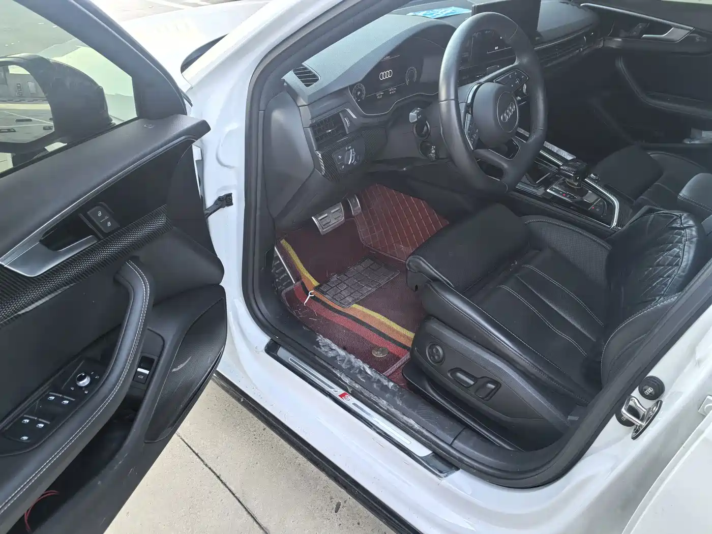 Фото 4 - Audi A4L