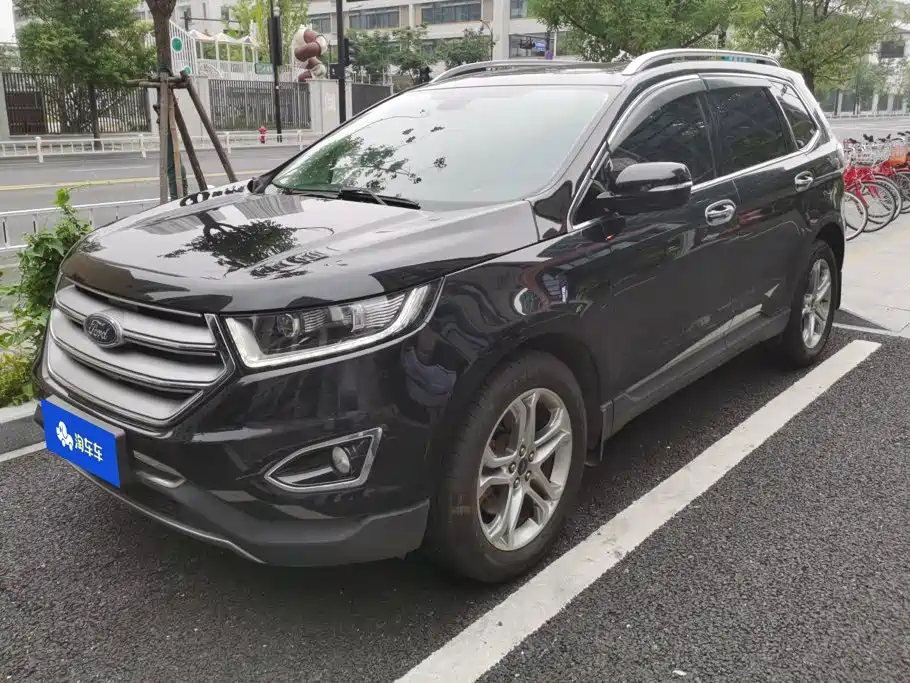 Фото 1 - Ford Edge