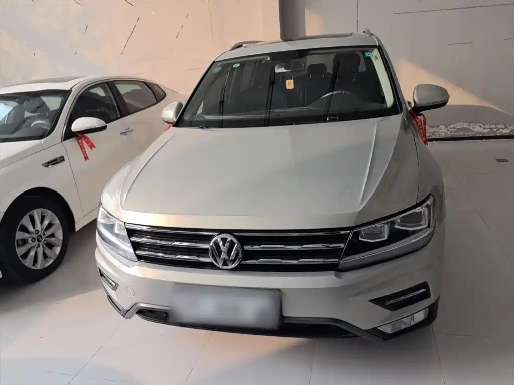 Volkswagen Tiguan L 2019 Facelift 330TSI Auto 2WD Panorama Comfort China VI фото 3