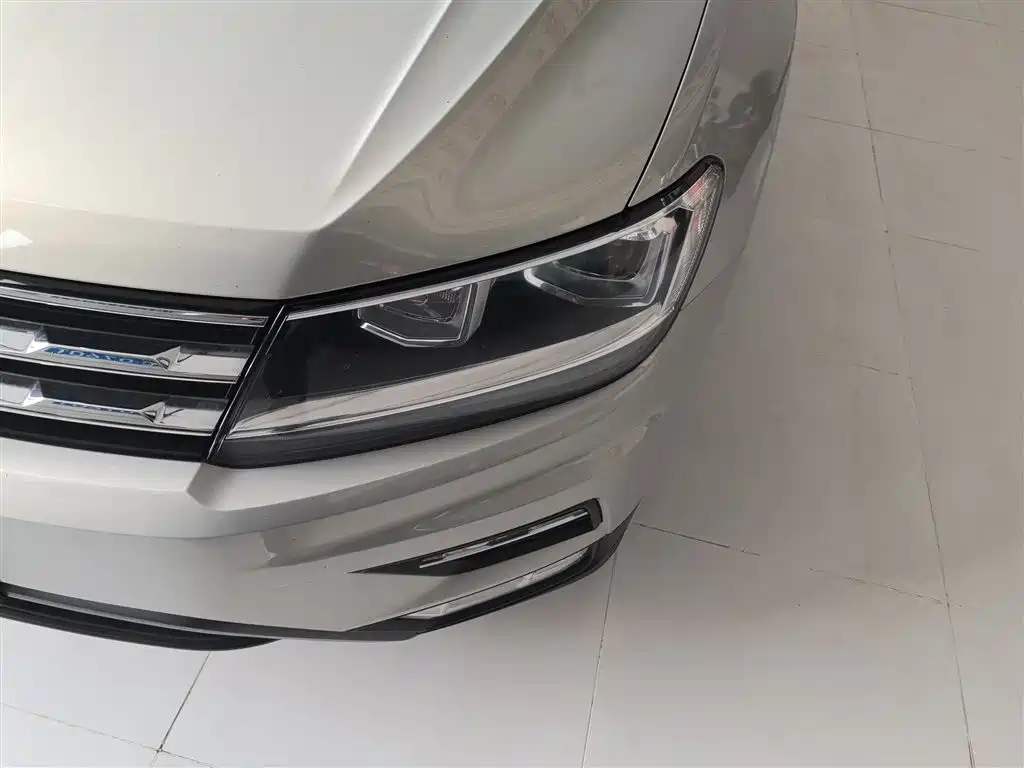 Volkswagen Tiguan L 2019 Facelift 330TSI Auto 2WD Panorama Comfort China VI фото 23