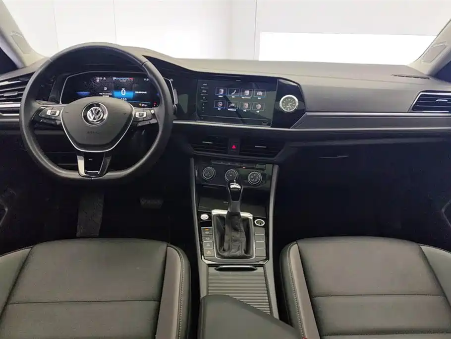Volkswagen Sagitar 2021 280TSI DSG Surpassing Edition фото 12